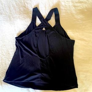 GapFit Black Crossback Workout Top